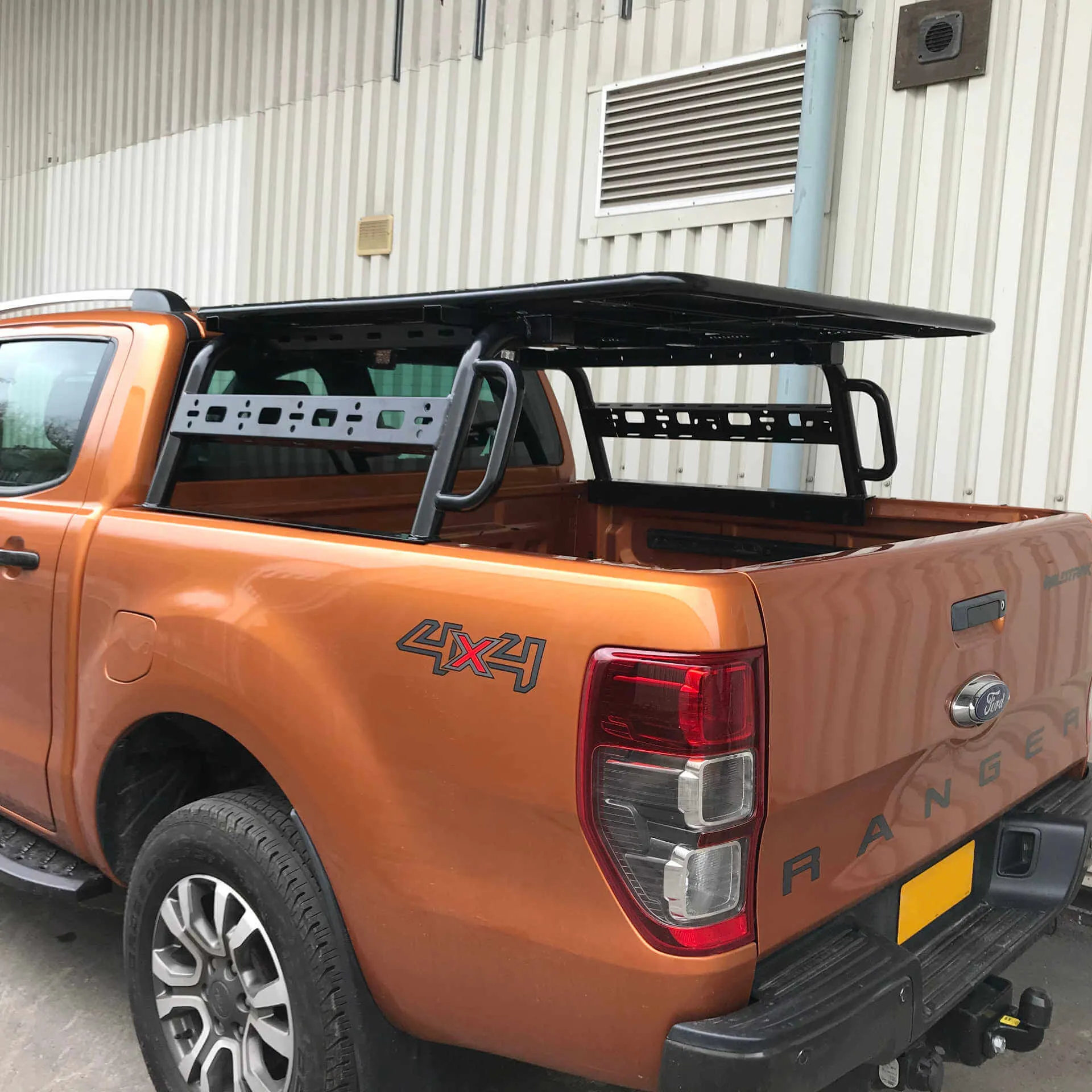 Adjustable Load Bed Cargo Frame with Flat Rack for Toyota Hilux 2016 