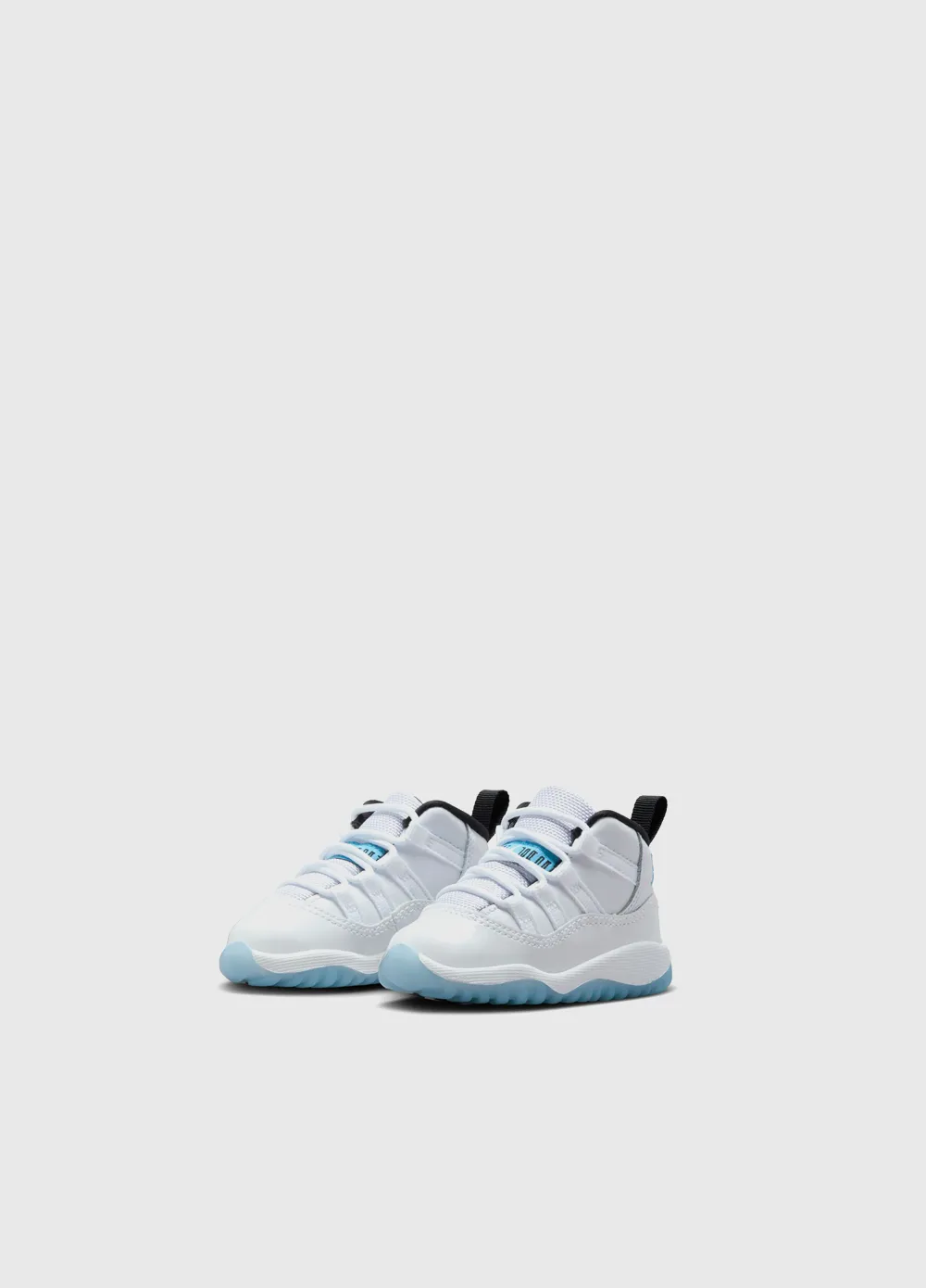 Air Jordan 11 Retro 'Legend Blue' Sneakers (TD)