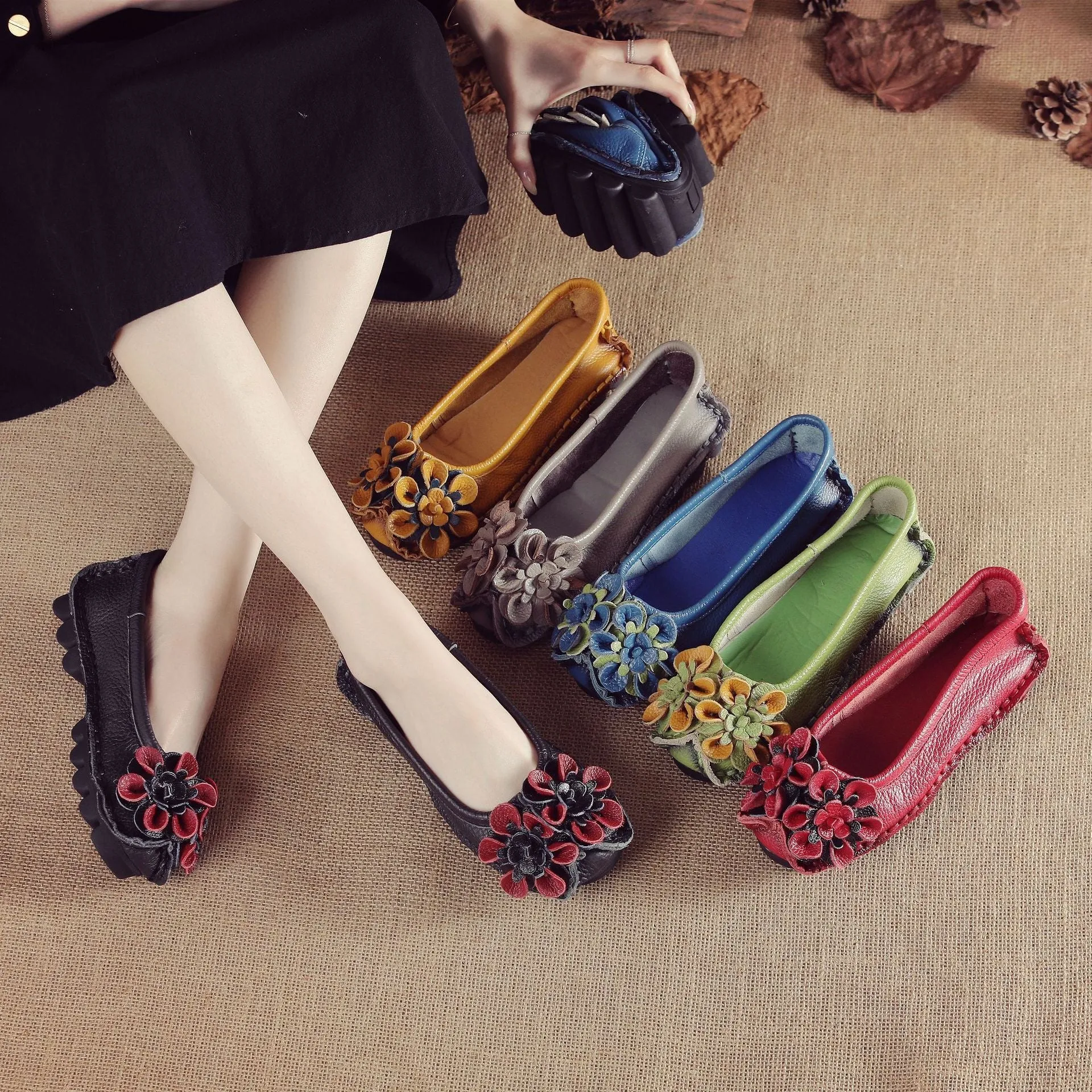 Ethnic style genuine leather flower women's single shoes Large casual mother's shoes