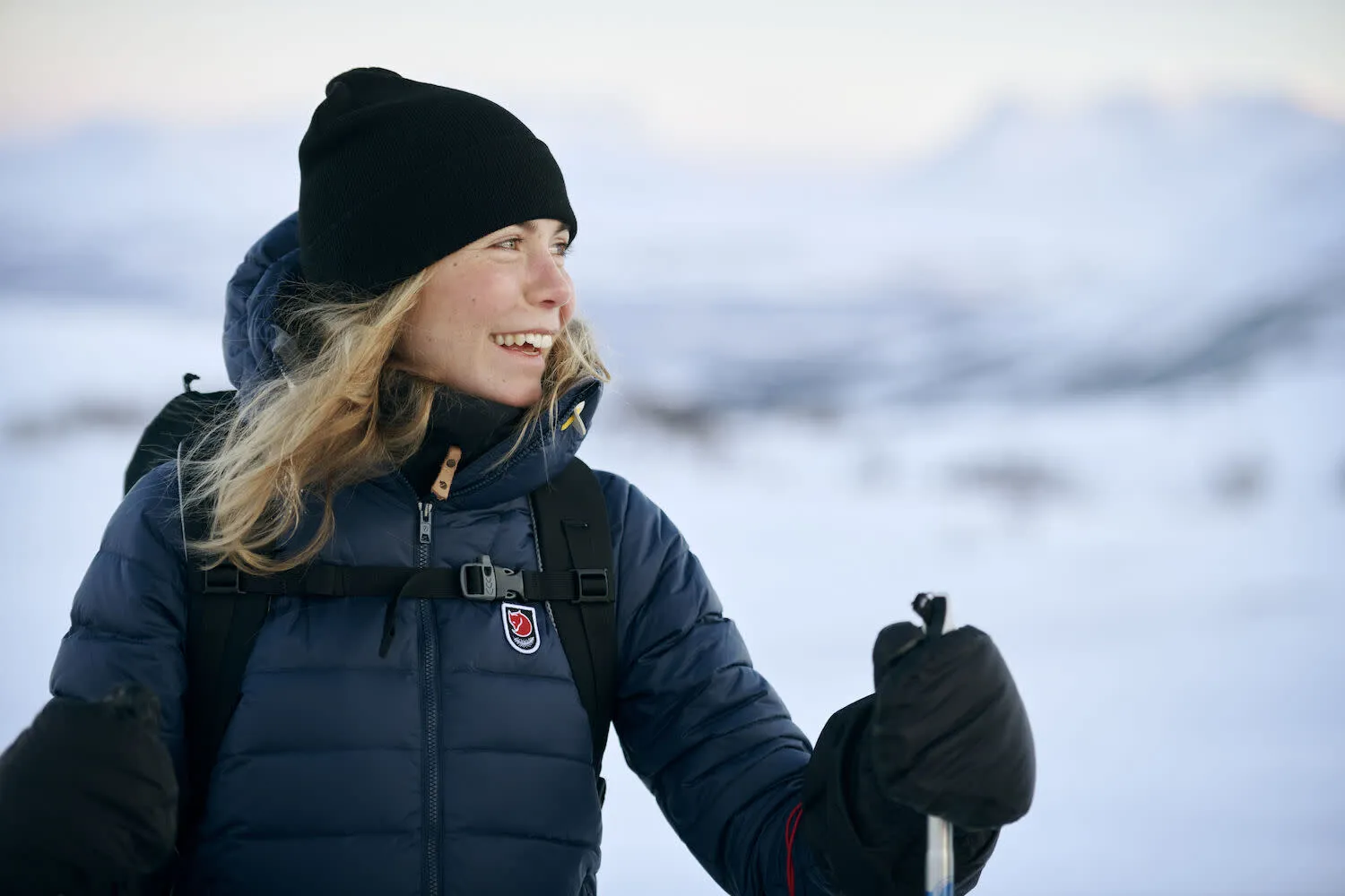 Fjällräven Women&#x27;s Expedition Pack Down Hoodie Navy | Buy Fjällräven Women&#x27;s Expedition Pack Down Hoodie Navy here | Outnorth