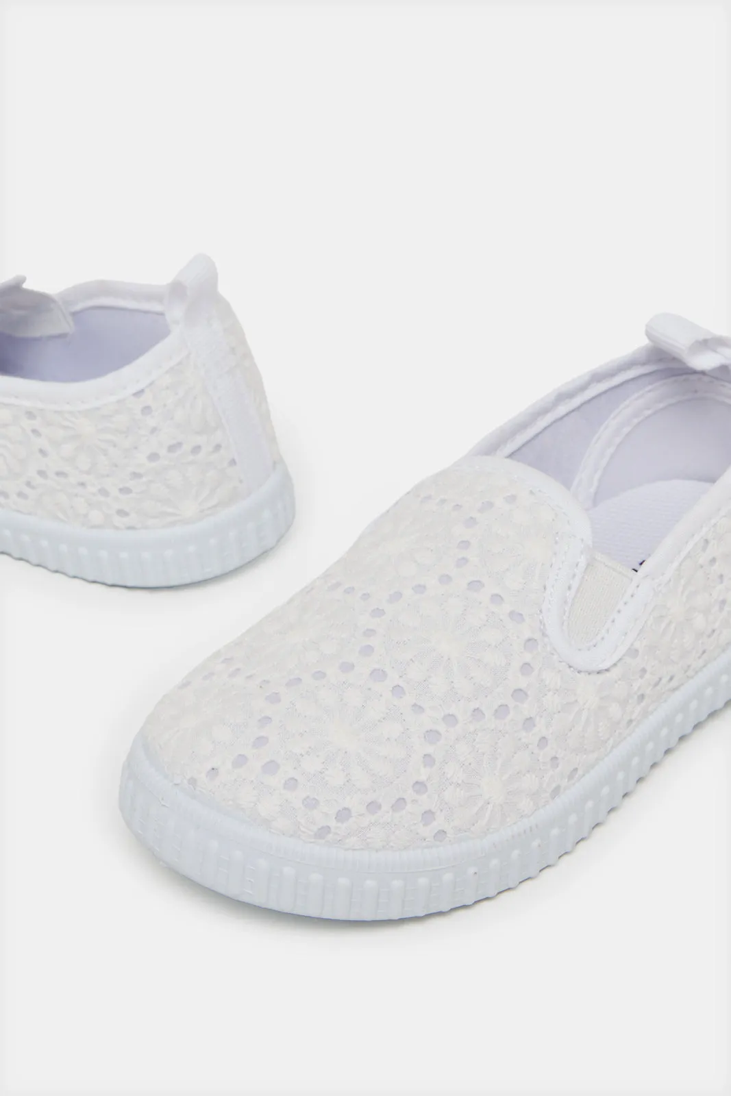 Infant Girls White Slip-On Pump