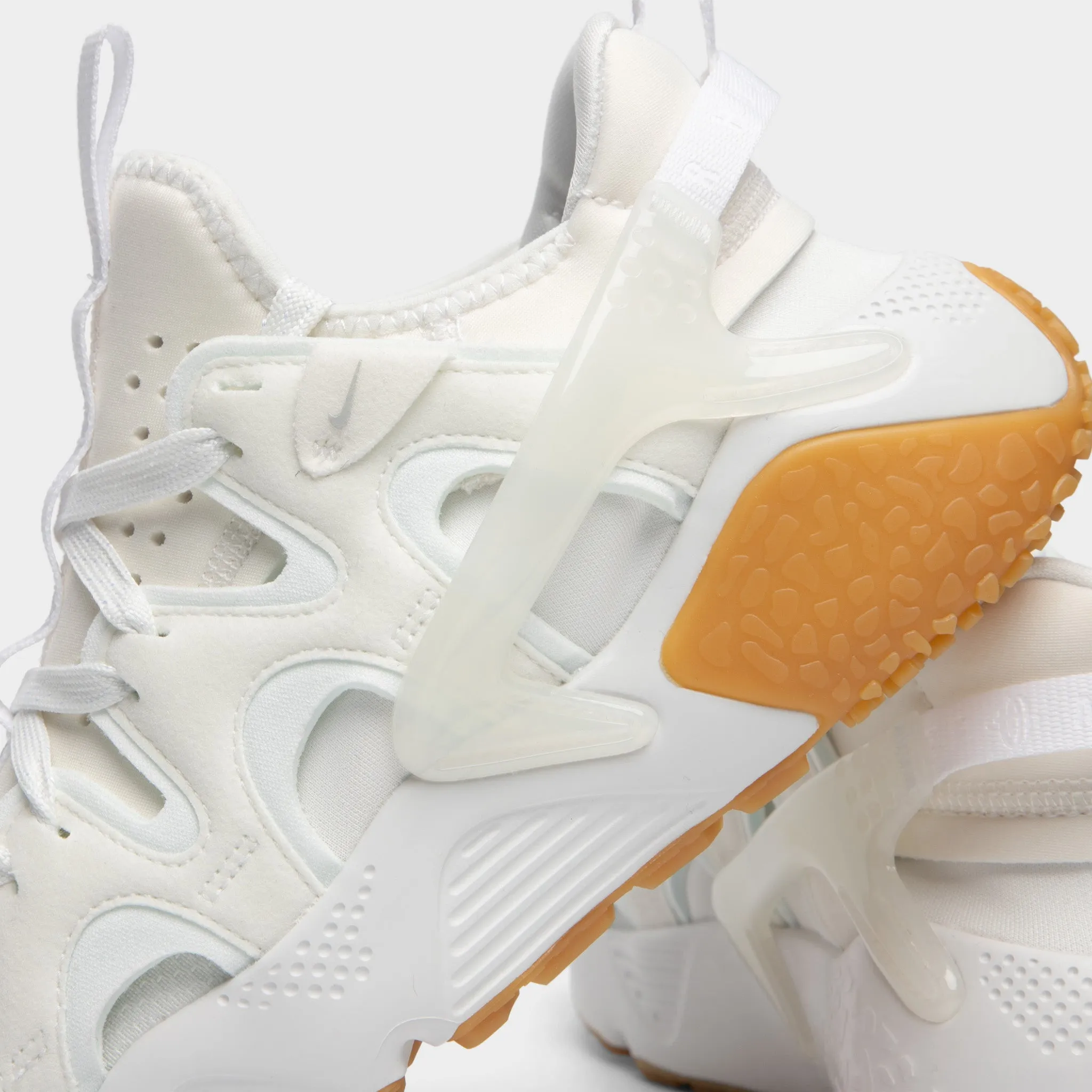 Nike Women's Air Huarache Craft Summit White / Photon Dust