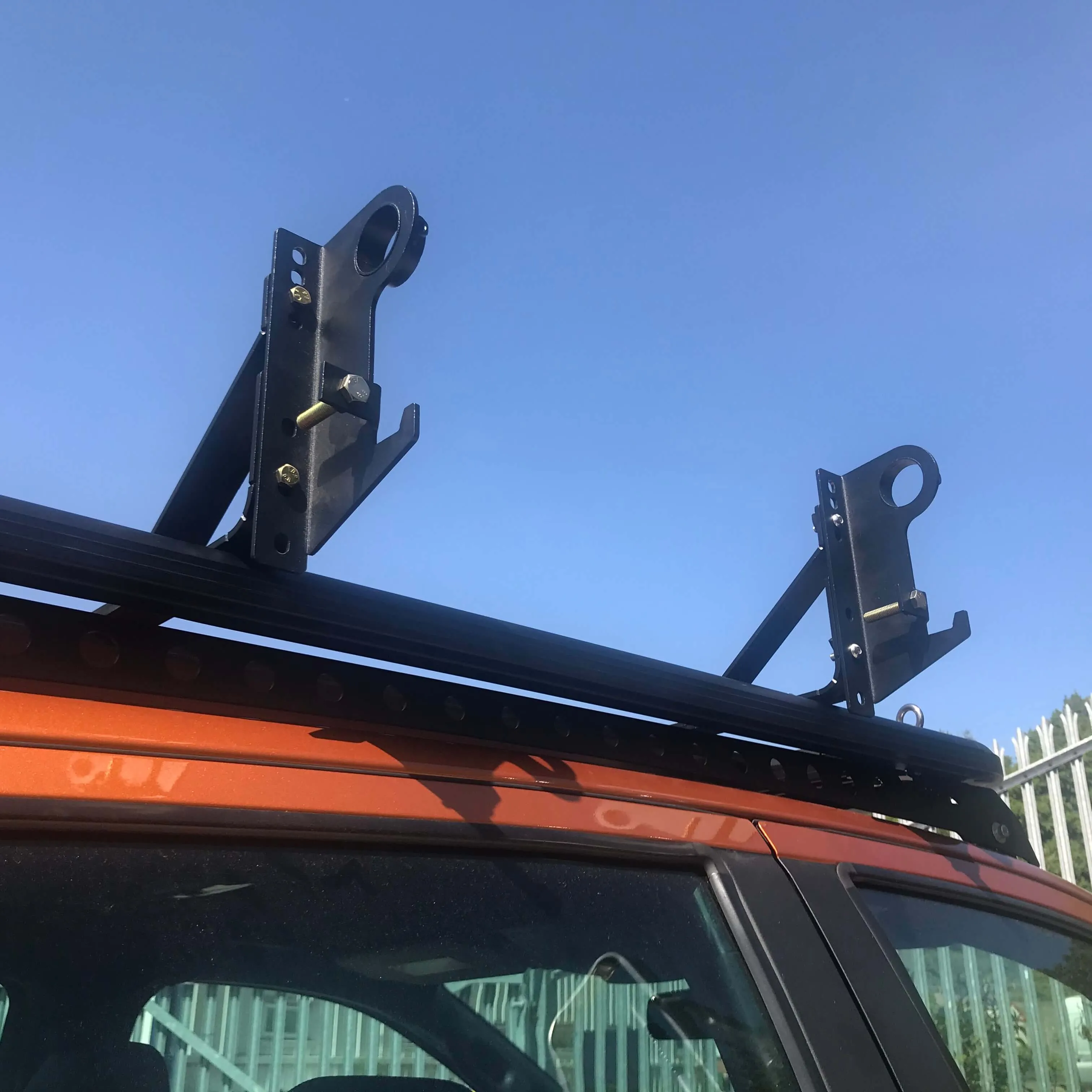 Shovel and Jack Holder Add-on for Direct4x4 AluMod Low Profile Roof Racks