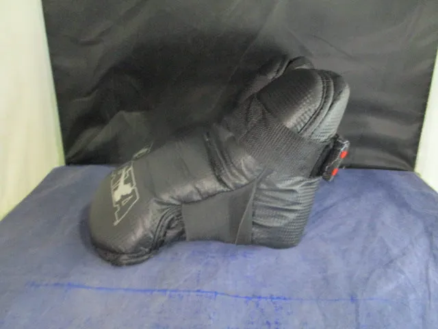 Used ATA Sparring Shoes Size 7 - some wear